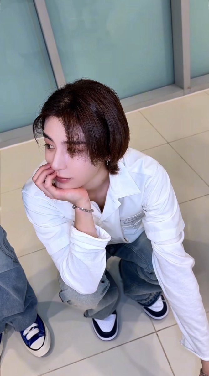 이렇게 미인계를 써버리면 
제가 또 당연히 넘어가죠