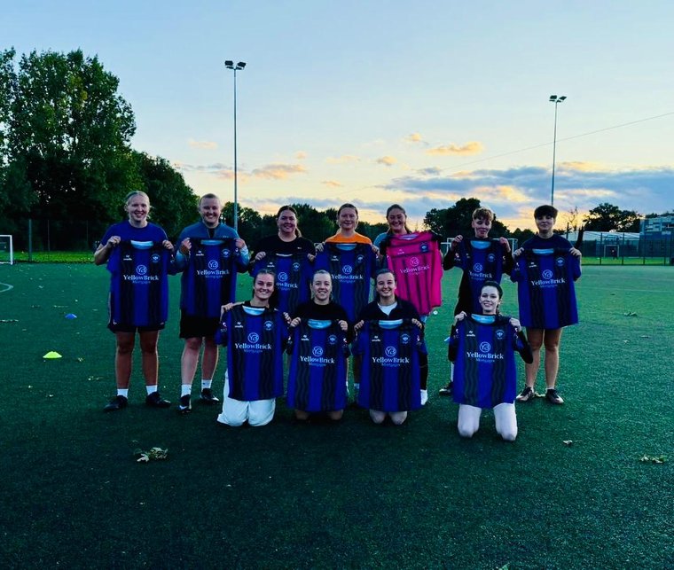 The Legacy Starts Here: Women's Team are off to a fantastic start #Pitchero #sarniearmy #stfcwomen #stfc
sandwichtownfc.co.uk/teams/290938/n…