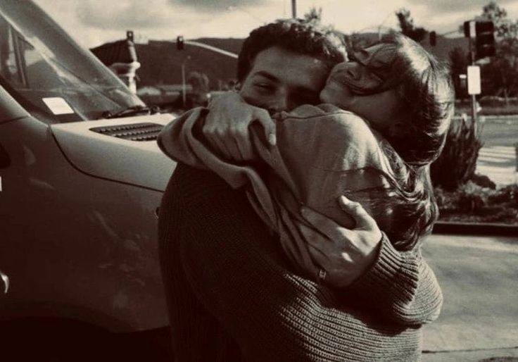 Raskolnikovsair's tweet photo. "günler kuş gibi geçseler
ve sana kavuşsam" https://t.co/0e32CMemQC