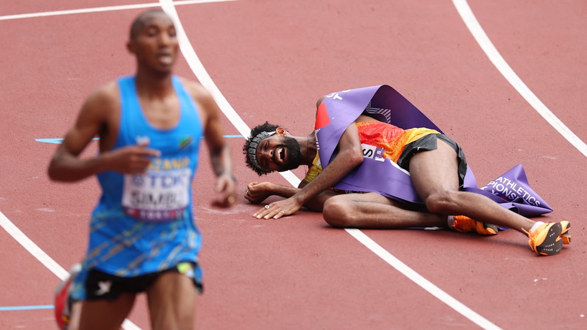 Nach 42 km fehlen nur drei Hundertstel für Gold – dramatisches Foto-Finish des Deutschen to.welt.de/acT87JL