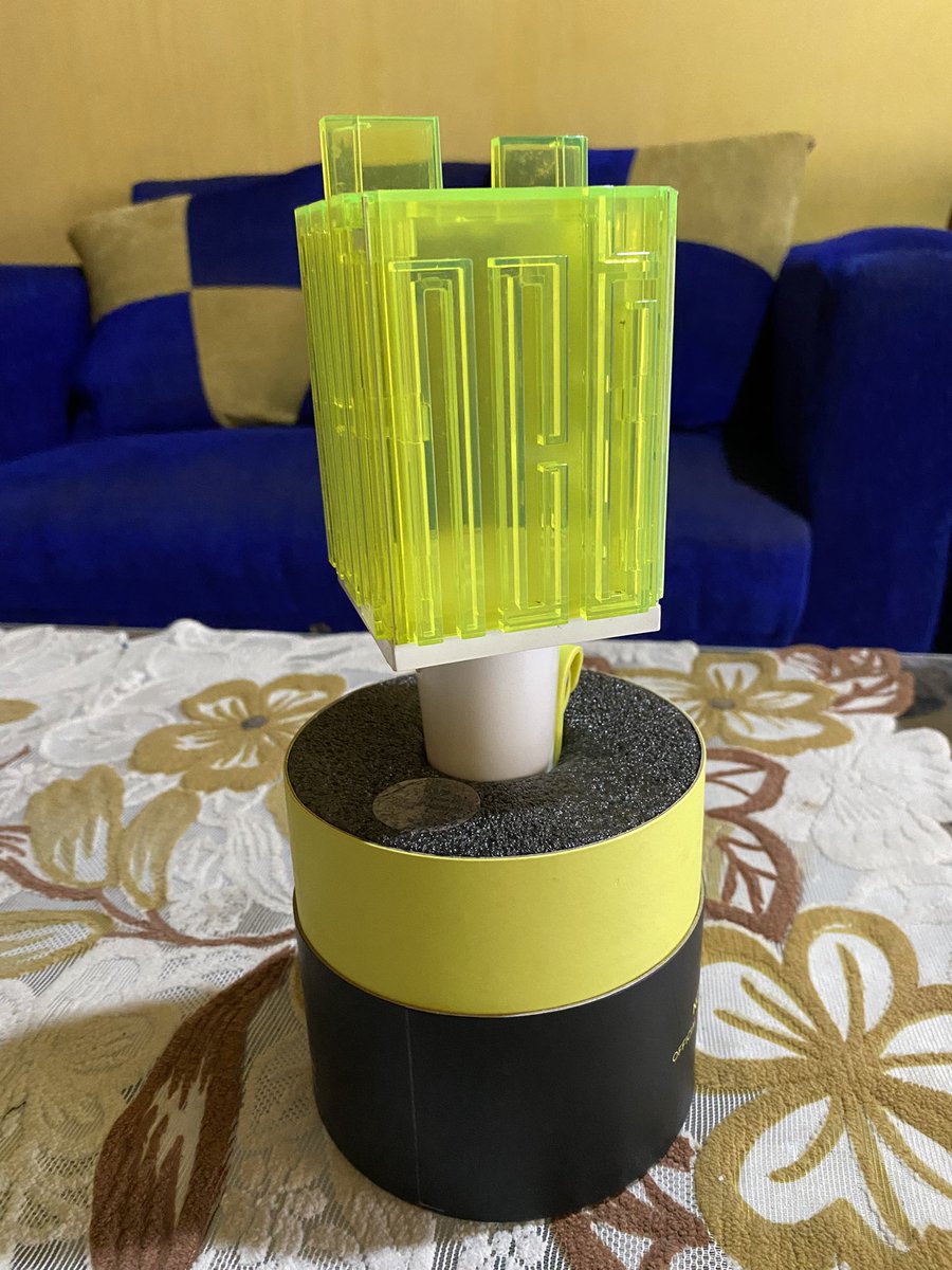 injunberry's tweet photo. wts lightstick NCT Dream V1
💸 350 (exc admin shopee)
👉 free ribbon lucuk 
✅ include pouch
📍 Shopee based on JATENG 

Wts wtb the dream show jakarta https://t.co/N813BUE7yP