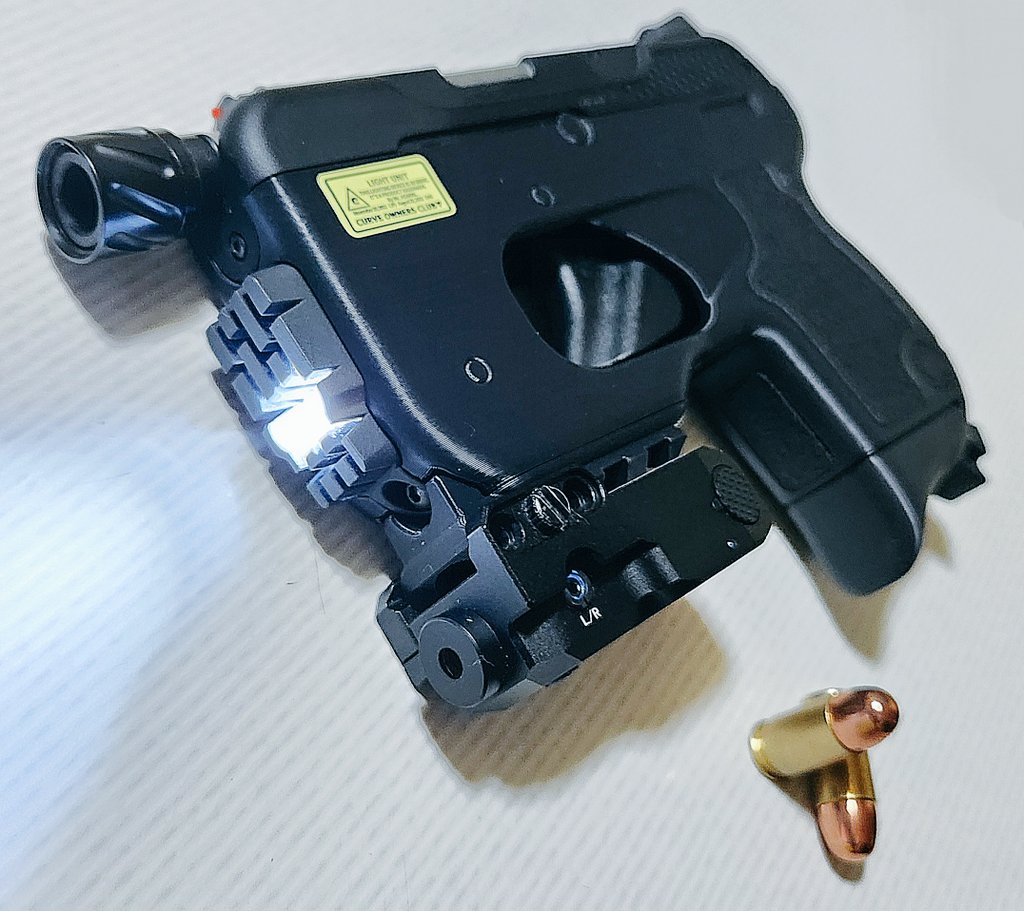 CURVE ガスガン 本体と付属品 東京マルイ CURVE コンパクトキャリー