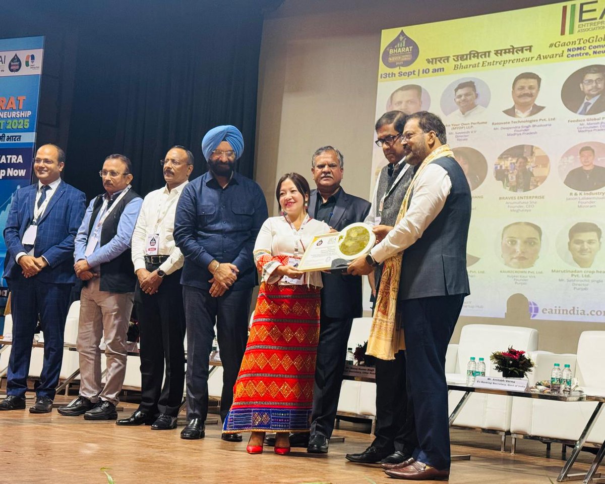 APIIP_ApStartUp's tweet photo. Congrats to Ms. Kago Tanu, Founder of KT Marketing, Ziro Valley, on receiving the Bharat Entrepreneur Award at the 4th Bharat Entrepreneurship Summit 2025! 
Showcasing Arunachal’s flavours through organic fruit candies &amp; healthy products. https://t.co/2ZjtfFI60i