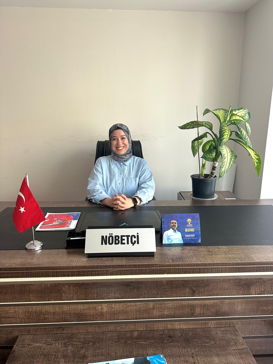 Bugün İlçe Başkanlığı'mızda Nöbetçimiz; İlçe Yönetim Kurulu Üyemiz Sn. Büşra İnce'dir. 

Soru, görüş ve önerileriniz için; İlçe Başkanlığı'mızı ziyaret edebilirsiniz.

<a href="/omerrcelik/">Ömer Çelik</a> <a href="/abuyukgumus/">Ahmet Büyükgümüş</a> <a href="/KaramikSunay/">Sunay Karamık</a> <a href="/abdullahdogru01/">Abdullah Doğru</a> <a href="/farukaytek/">Faruk Aytek</a> <a href="/Tamer_Dagli/">Tamer Dağlı 🇹🇷</a> <a href="/akincemal/">Cemal AKIN</a>