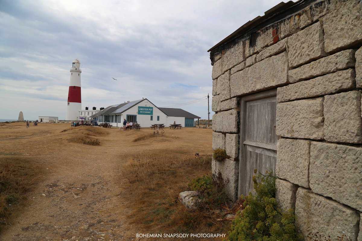 BSnapsody's tweet photo. Portland Bill, Dorset, UK @ 50.5142° N, 2.4564° W  #ThePhotoHour #photography #portlandbill #dorset #england #uk #travel #travelphotography #StormHour #lighthouse https://t.co/J7BSCzUP5G