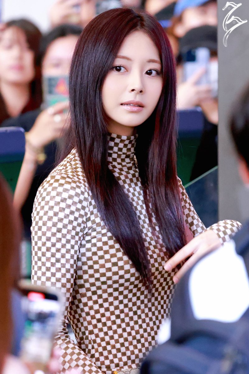 250915
#TWICE #트와이스  #TZUYU #쯔위 #子瑜 #ツウィ