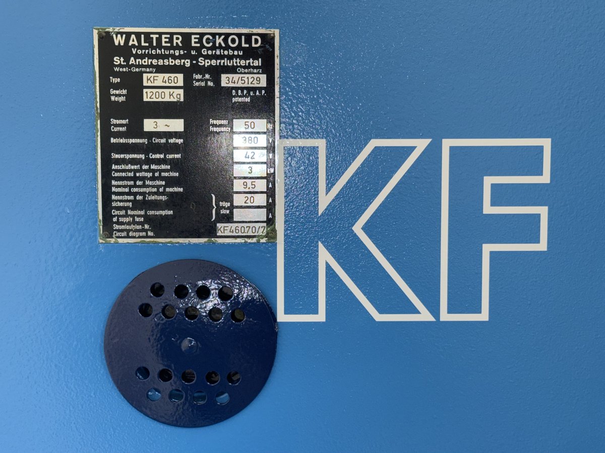 mach4metal's tweet image. ECKOLD KF 460
MACH-ID 9227 Make ECKOLD Year:1980motorised machine for Shrinking, Stretching;Doming, Planishing, Reforming, Flattening, Straightening
tooling:
Number of strokes 300/ 600Min.
Maximum sheet thickness 4.0mm
Horizontal troath 460mm
Vertical troath 475mm
#eckold #kf460