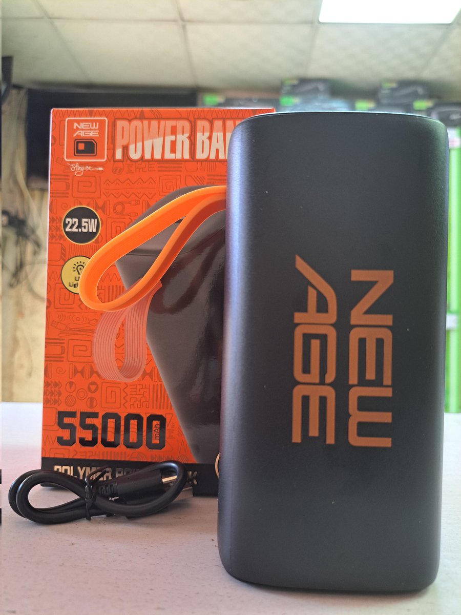 g_recharge's tweet photo. Price:46,000 naira
Newage 55000mah powerbank
Digital display, type-C input and output https://t.co/AbgGhpFkfg