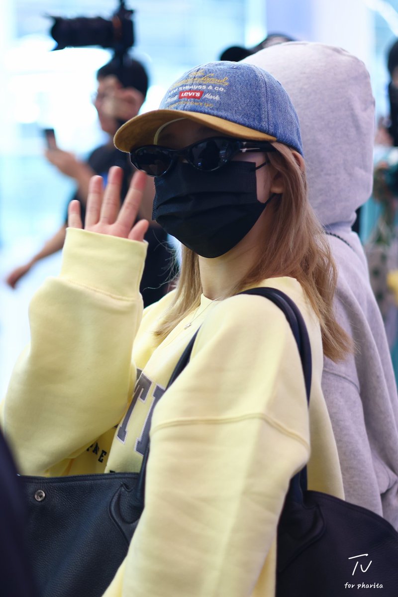 250915 ICN

#파리타 #PHARITA #パリタ
#BABYMONSTER #베이비몬스터