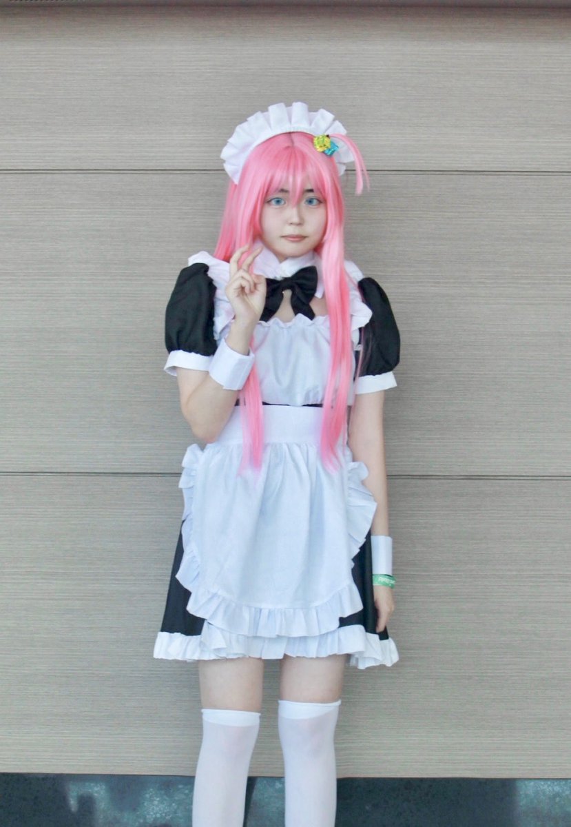 소심한 브이

#봇치더락 #고토히토리 #cosplay
#ぼっち・ざ・ろっく