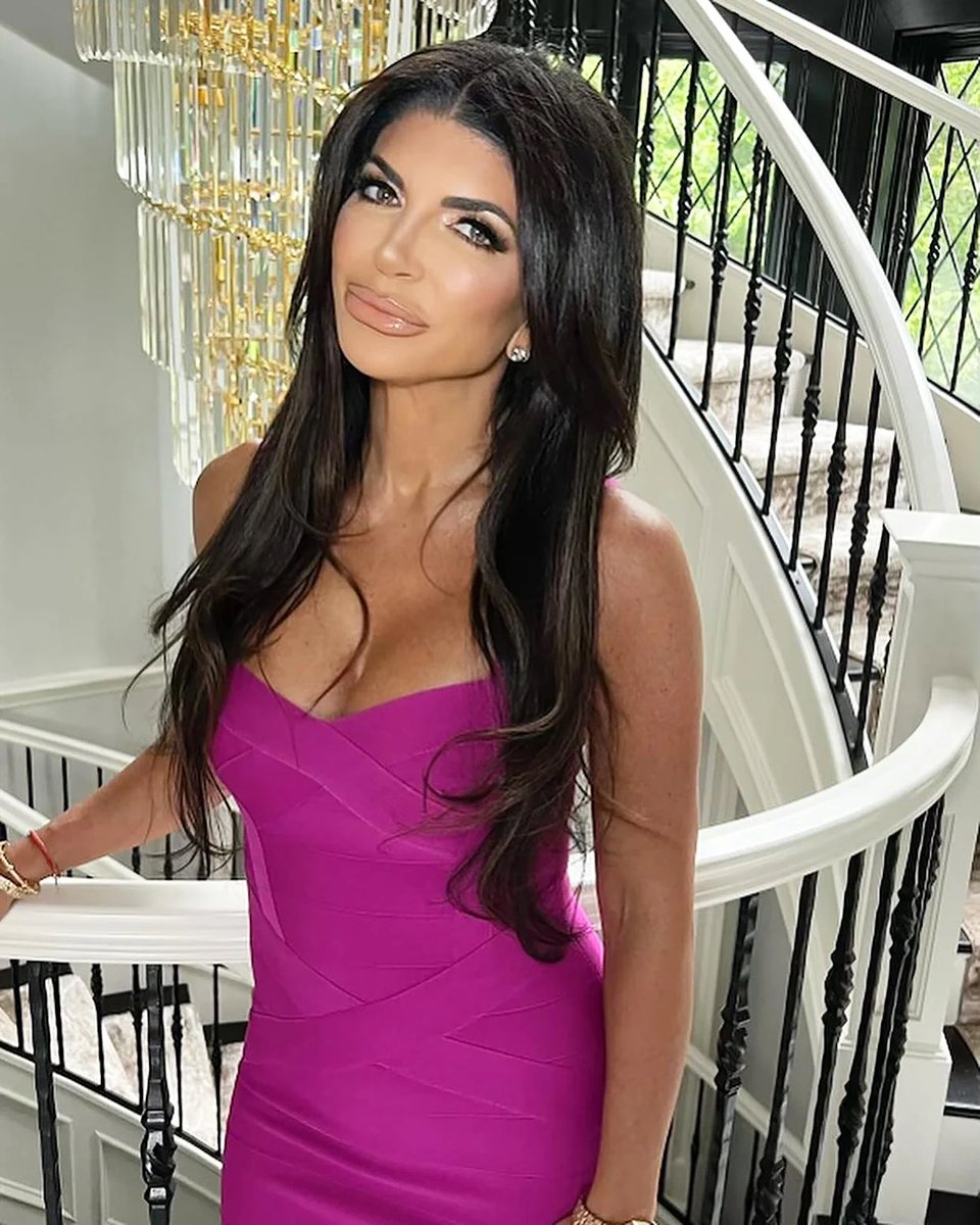 Oh we are back baby!!!!! The red light is ON!!! #RWOBH