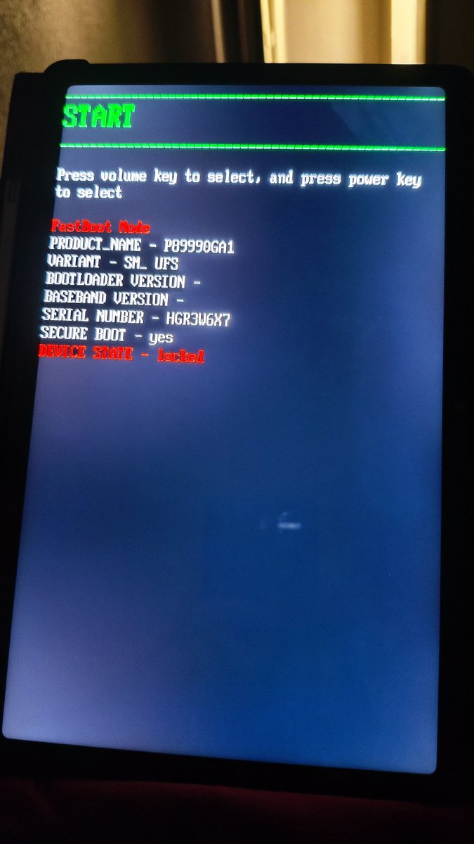 Wtf he encendido la tablet y se me pone la BIOS, no sé ni cómo se hace lol.