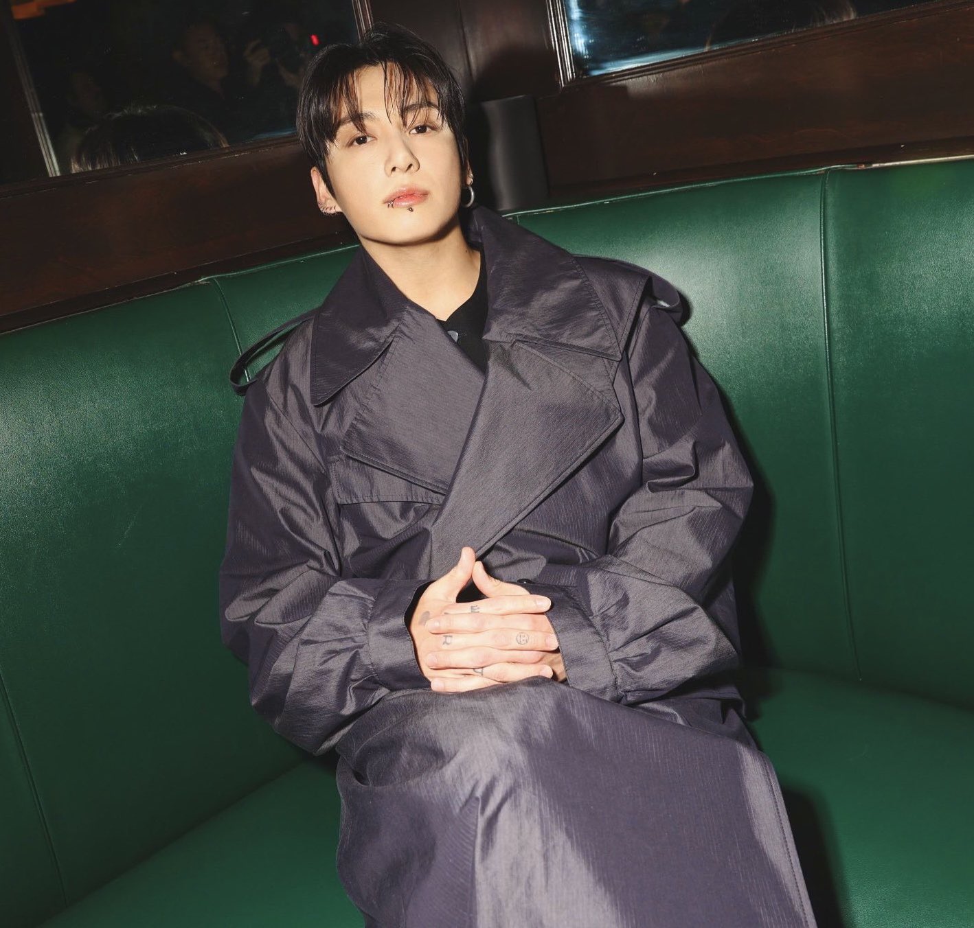 ぐくちゃん。ページ VOGUE KOREA 2023年 10月号【表紙：ジョングク（BTS） B