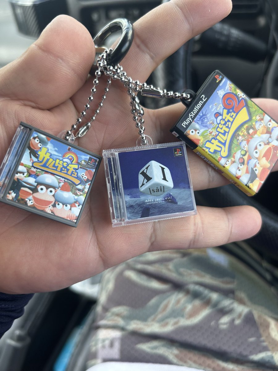 わいのDJのSSD絶対自分のってわかるように好きなものいっぱいつけた。