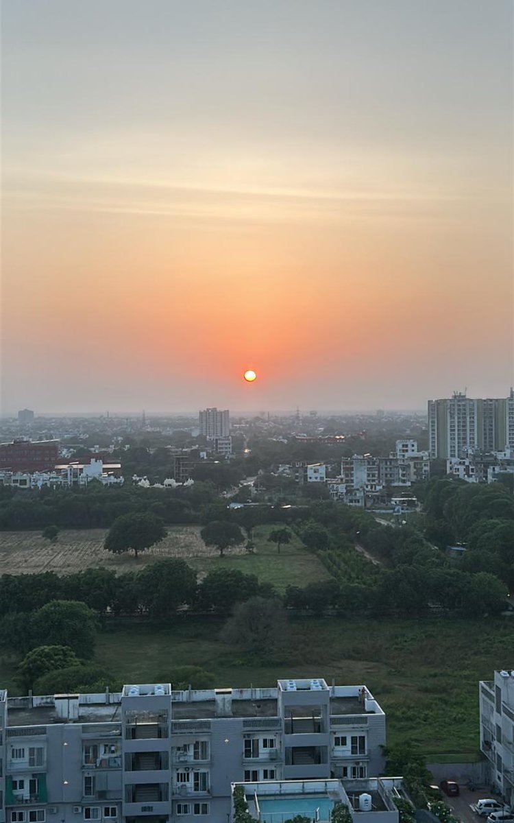 Lucky to witness this everyday from my rooftop!