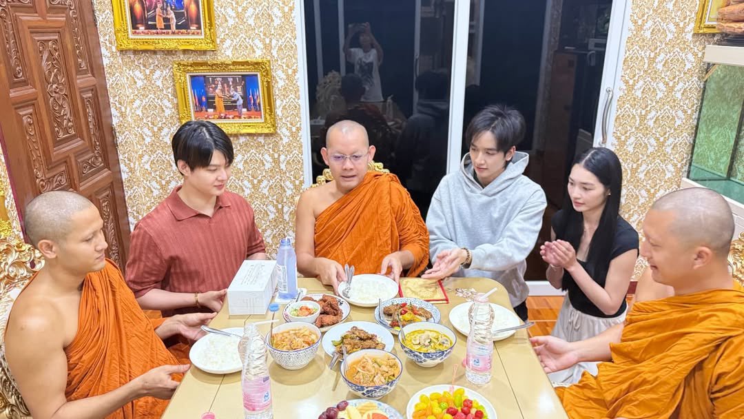 SSAINT_OFC's tweet image. เจ้าภาพทำบุญถวายอาหารเพล ในวันนั้นค่ะ 😊🙏

IG : phramaha_dr.nattawut
#Saint_sup #MingEr #kongthappeak #mintranch