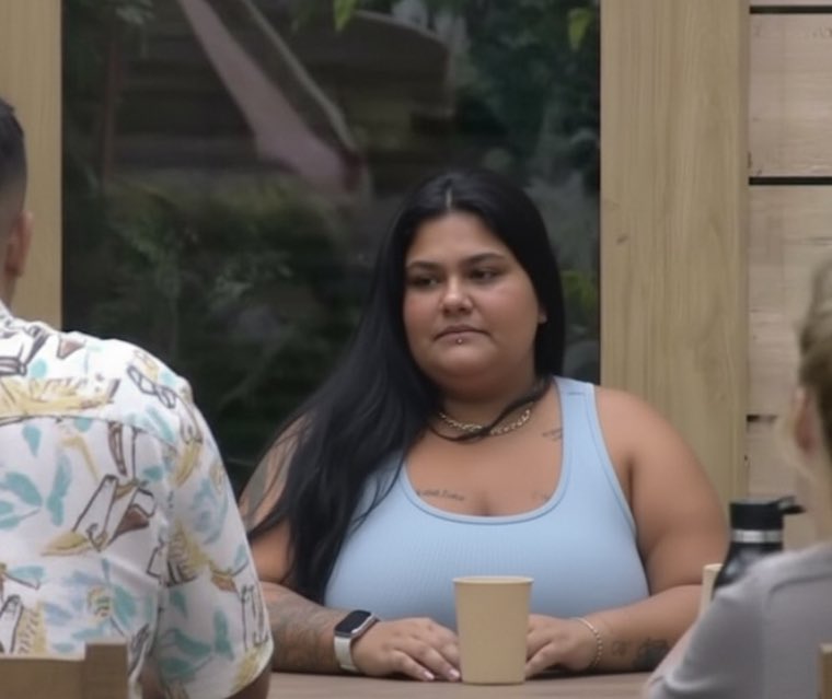 tuittamachado's tweet photo. 🚨 HISALANA GOMES ESTA NA FAZENDA 17! VAZOU ESSE PRINT DA DIVA DO MIXURURI #AFazenda #AFazenda17 https://t.co/SITCq2qPN3