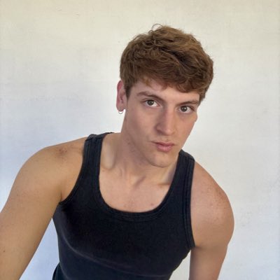 ColoBello21's tweet photo. #NuevaFotoDePerfil https://t.co/NGZv7CTfpq