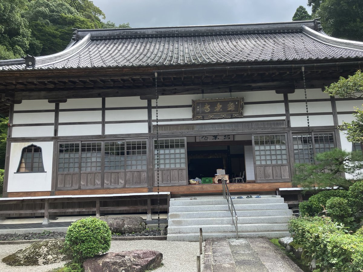 tetuK60's tweet image. 『鯨生』豊岡演劇祭❣️二日目は、ナント‼️
城崎町「極楽寺」本堂での公演❣️
『鯨生』は場所を選びません。。。