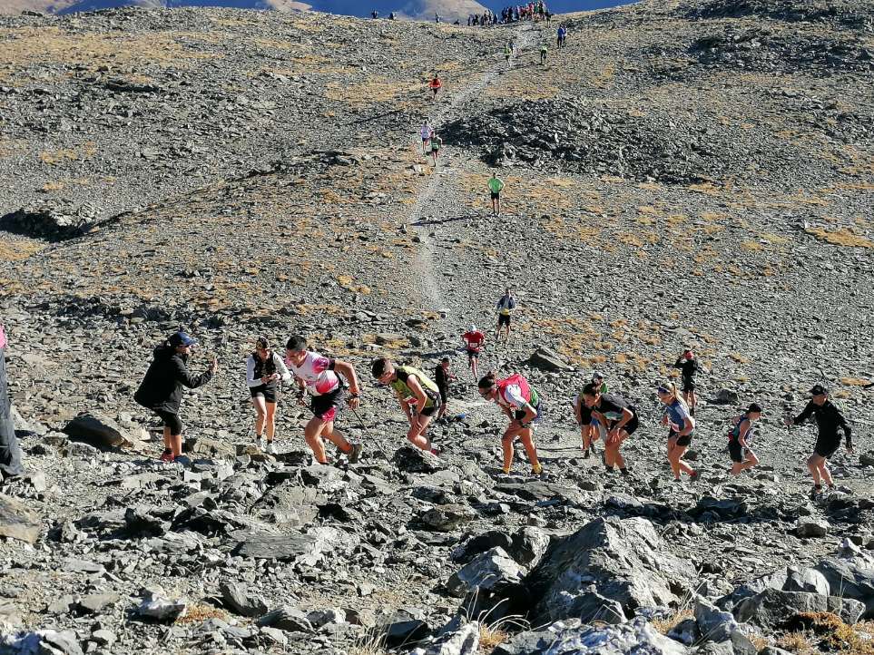 L’Olla de Núria 2025: any de renaixement amb el nou recorregut “Valls de l’Olla”

La 'patum' de les curses per muntanya de casa nostra arriba proper cap de setmana amb una transformació definitiva en el seu traçat

✍️ Repassem novetats i favorits

➕INFO➡️ tuit.cat/W1l12