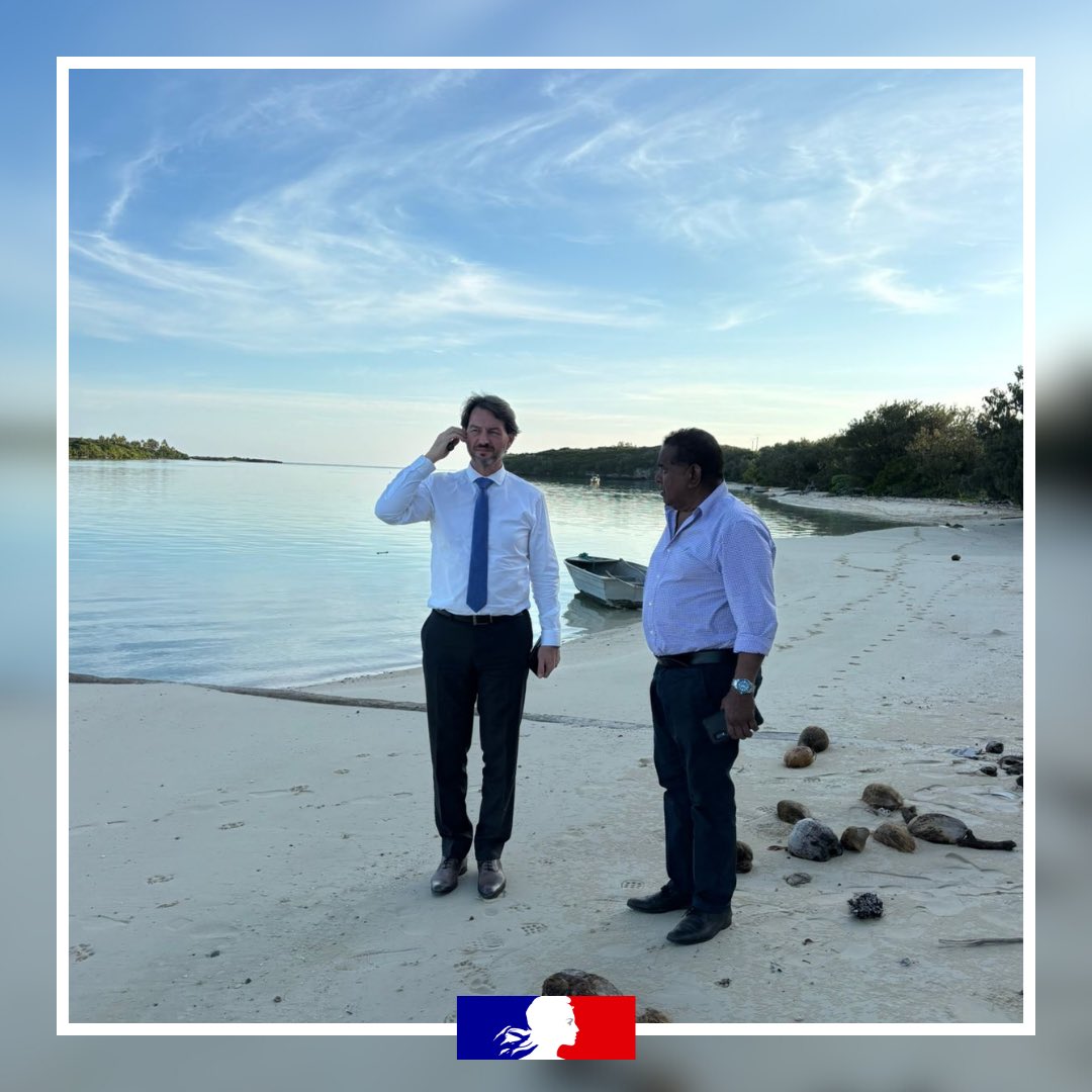 #SurLeTerrain | Stanislas Alfonsi, le secrétaire général du haut-commissariat de la République en déplacement dans les Îles Loyauté.

Le secrétaire général du haut-commissariat a pris la mesure de dossiers transversaux intéressant la commune de Lifou et la province des îles,