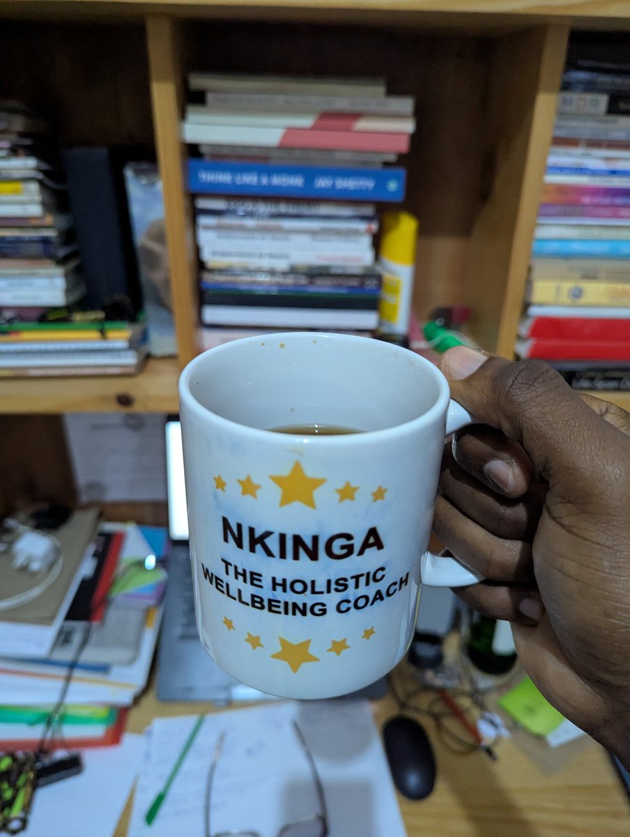 Hello Monday 
Wishing you a productive week #DearRafiki