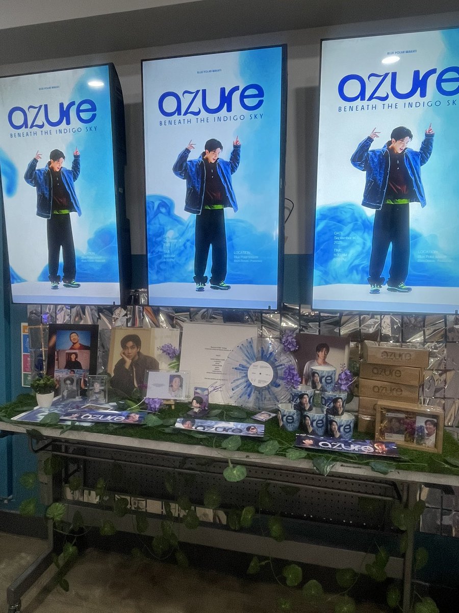 otsvnbts's tweet photo. second cse and i enjoyed it a lot again toooo. to everyone who traded their freebies with me, thank you so much! see u next cse for jimin's day! 

@bluepolarmakati 
#Azure_RM 
#BluePolarMakati 
#RMDAY2025 https://t.co/5V8BNicQXI