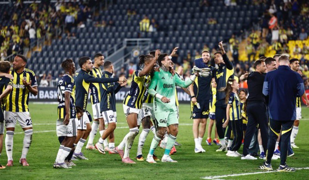 Good morning Fenerbahçe family 💛💙