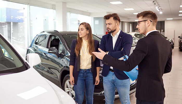 TycoonStoryCo's tweet photo. Want to master the art of closing deals? Discover the best Techniques To Sell Cars that boost sales & build trust!
Read more 👉 https://t.co/izUID3fq6c
#techniquestosellcars #carsales #autosales #carsalestips #dealershiplife @Carvana @joinvroom @OffLeaseOnly https://t.co/i8upwwVy2G