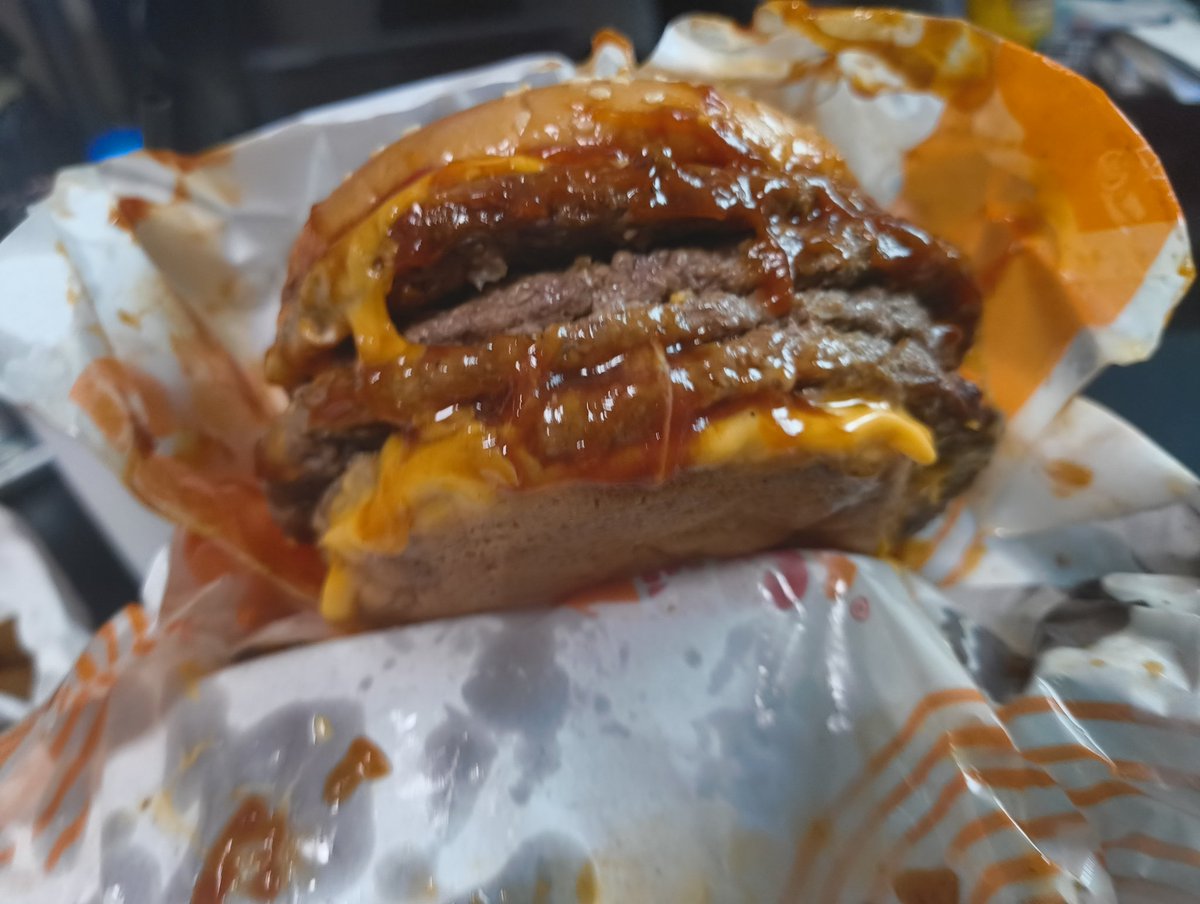 バーキンのやべーやつ（インフェルノ　ザ・ワンパウンダー）食べました。凄まじい。凄まじいのだ