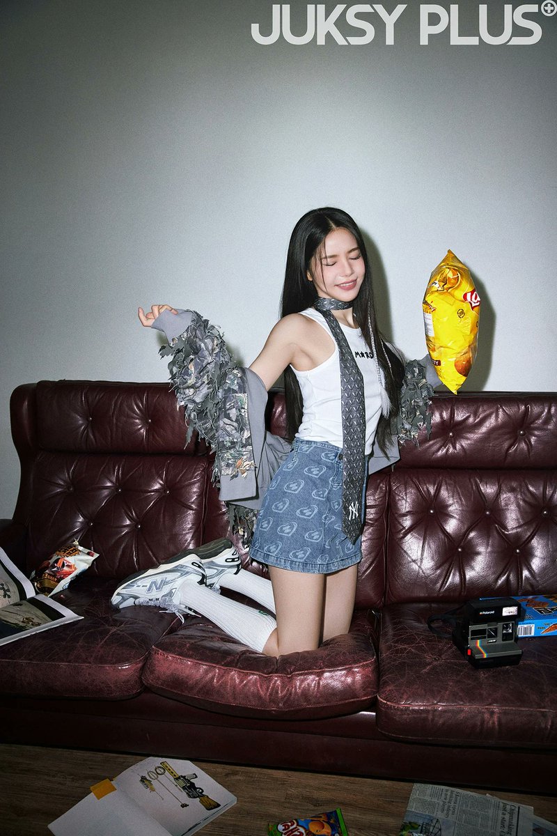 DragonKazoo77's tweet image. 【JUKSY PLUS】從台灣感性到漂浮首爾！Solar頌樂：「韓國最有魅力的是玩得很多、傳統美食也很多。」

++
#SOALR #솔라 #頌樂 #MAMAMOO #마마무 
@RBW_MAMAMOO