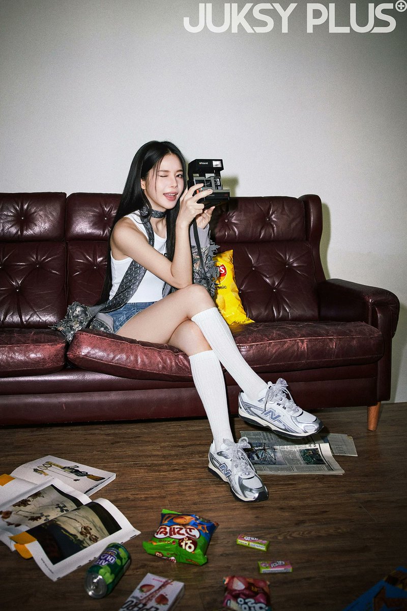 DragonKazoo77's tweet image. 【JUKSY PLUS】從台灣感性到漂浮首爾！Solar頌樂：「韓國最有魅力的是玩得很多、傳統美食也很多。」

++
#SOALR #솔라 #頌樂 #MAMAMOO #마마무 
@RBW_MAMAMOO