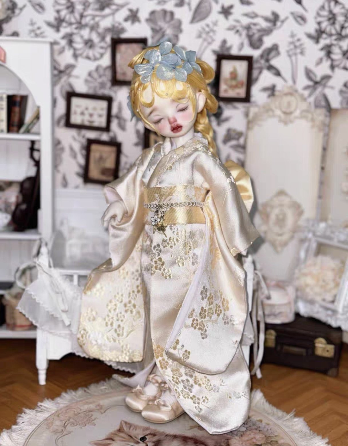 伝統的な和服の人形セット 51CA9gz1ibL._UF894,1000_QL80_.jpg