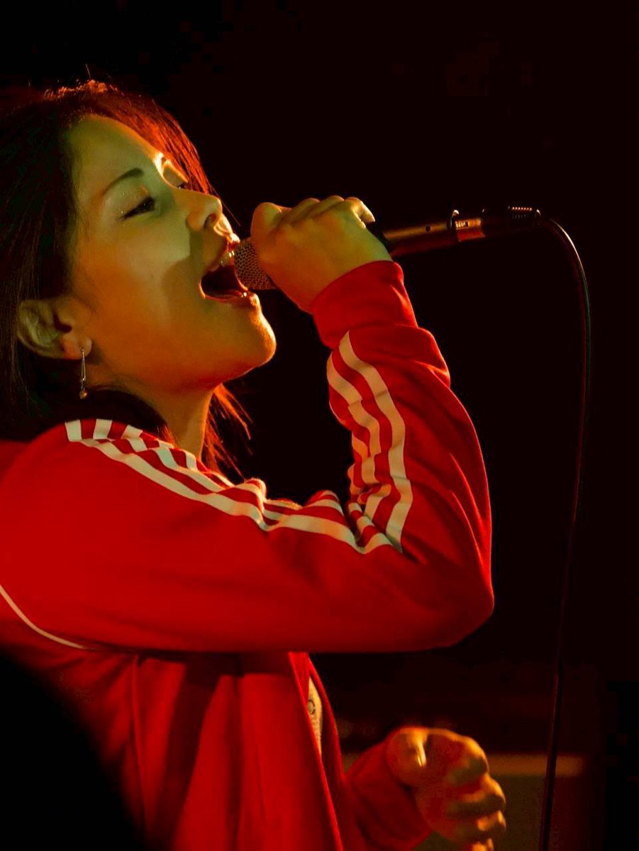 ran_charo's tweet image. 本八幡route14ありがとうございました！
初めてでしたがスタッフの方も優しく、出演者の皆さんもとっても仲が良さそうで素敵な雰囲気でした！
そしてめちゃくちゃかっこいい演奏ばかりだった！
お話してくれた方々ありがとうございました！写真もありがとうございます！
またよろしくお願いします❤️‍🔥