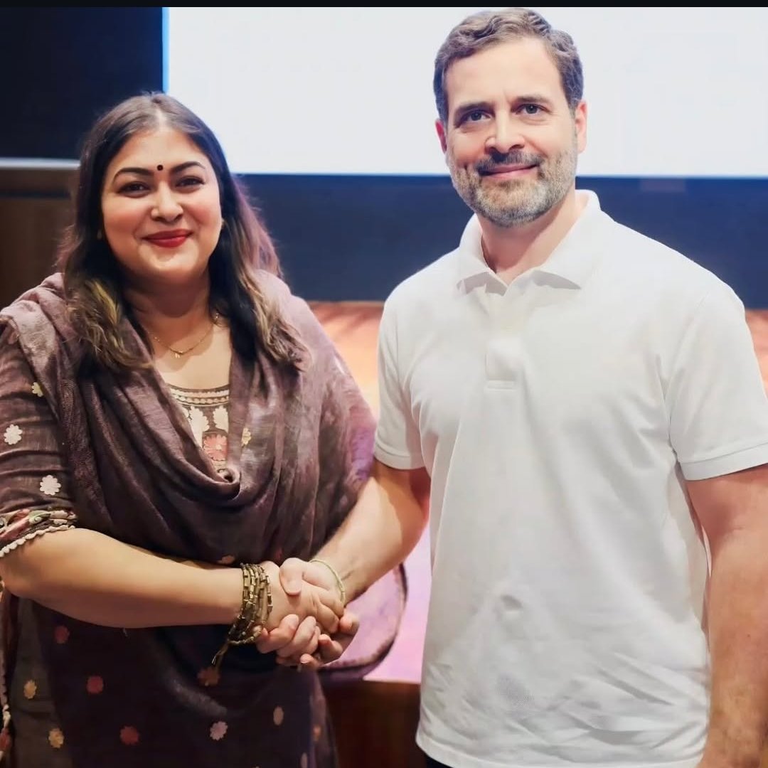 puspendar_meena's tweet image. कॉग्रेस नेत्री @NayakRagini जी को जन्मदिन की हार्दिक बधाई एवं शुभ कामनायें!🎉
आपका जीवन हमेशा स्वस्थ, सफल और खुशियों से भरा रहे। देशहित और समाजहित में आपकी आवाज़ यूँ ही बुलंद बनी रहे। 🌹