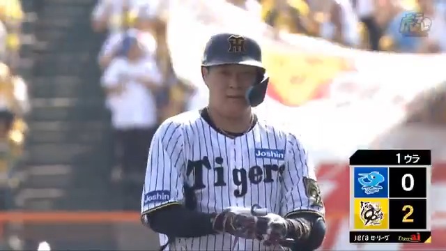 1回裏、大山選手は初球をレフト線へ！二者連続タイムリーツーベース