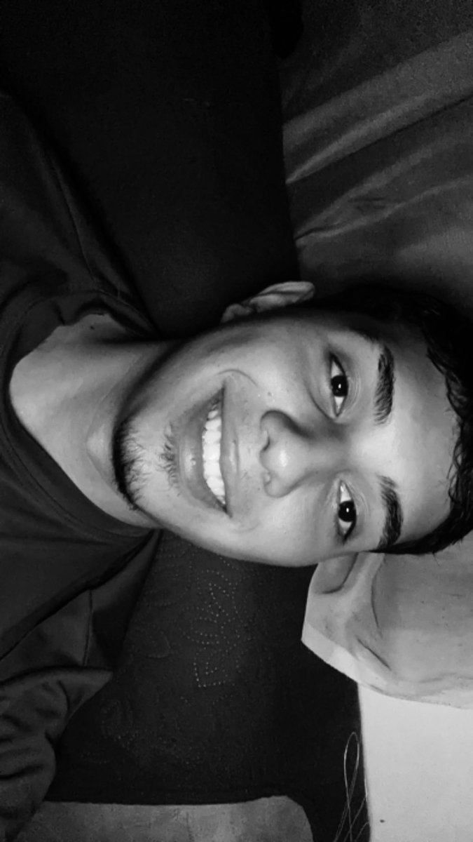 Me pueden decir feo, pero no pueden decir que mi sonrisa es Fea