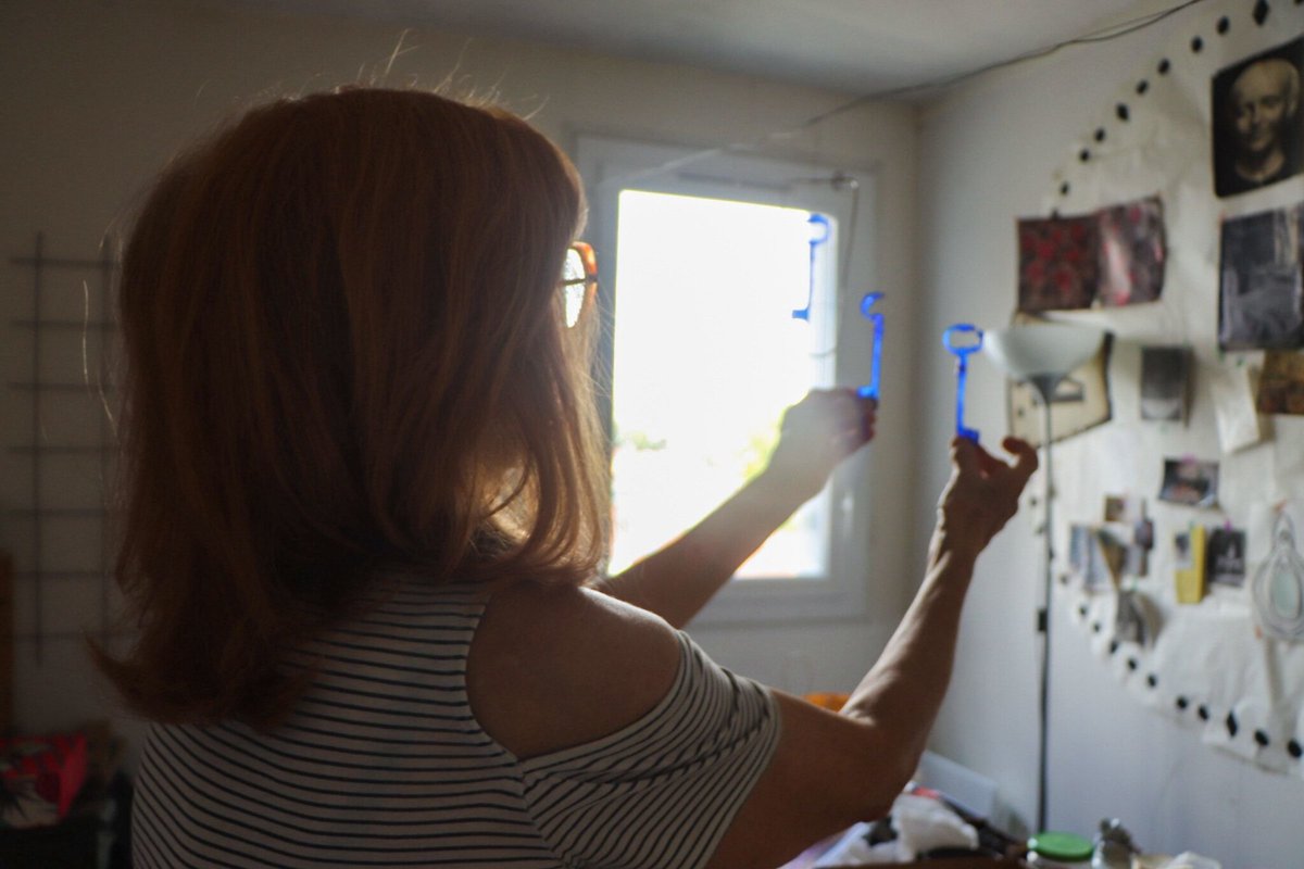 Ces «abritantes» offrent un toit aux victimes de violences conjugales 

L’association Un Abri qui sauve des vies rassemble des bénévoles proposant des hébergements d’urgence pour les victimes de violences conjugales

➡️ l.leparisien.fr/Pmje