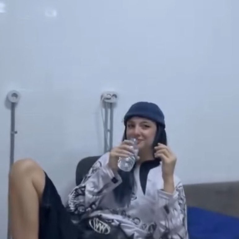 Herkes kep atarken evde şöyle izliyo :d