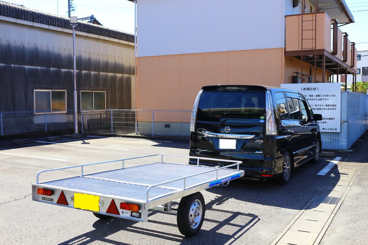 CARRIAGEBASE's tweet photo. こんにちは。キャリッジベースのメカニック＆フォトグラファーの笹田です。マルチトレーラー TD02Z納車。今回はニッサン セレナとの組み合わせです。トレーラーライフ楽しんで下さいね～🤗
#マルチトレーラー #TD02Z
#セレナ 
#キャリッジベース 
#サントレックス https://t.co/AatyN4KjFQ