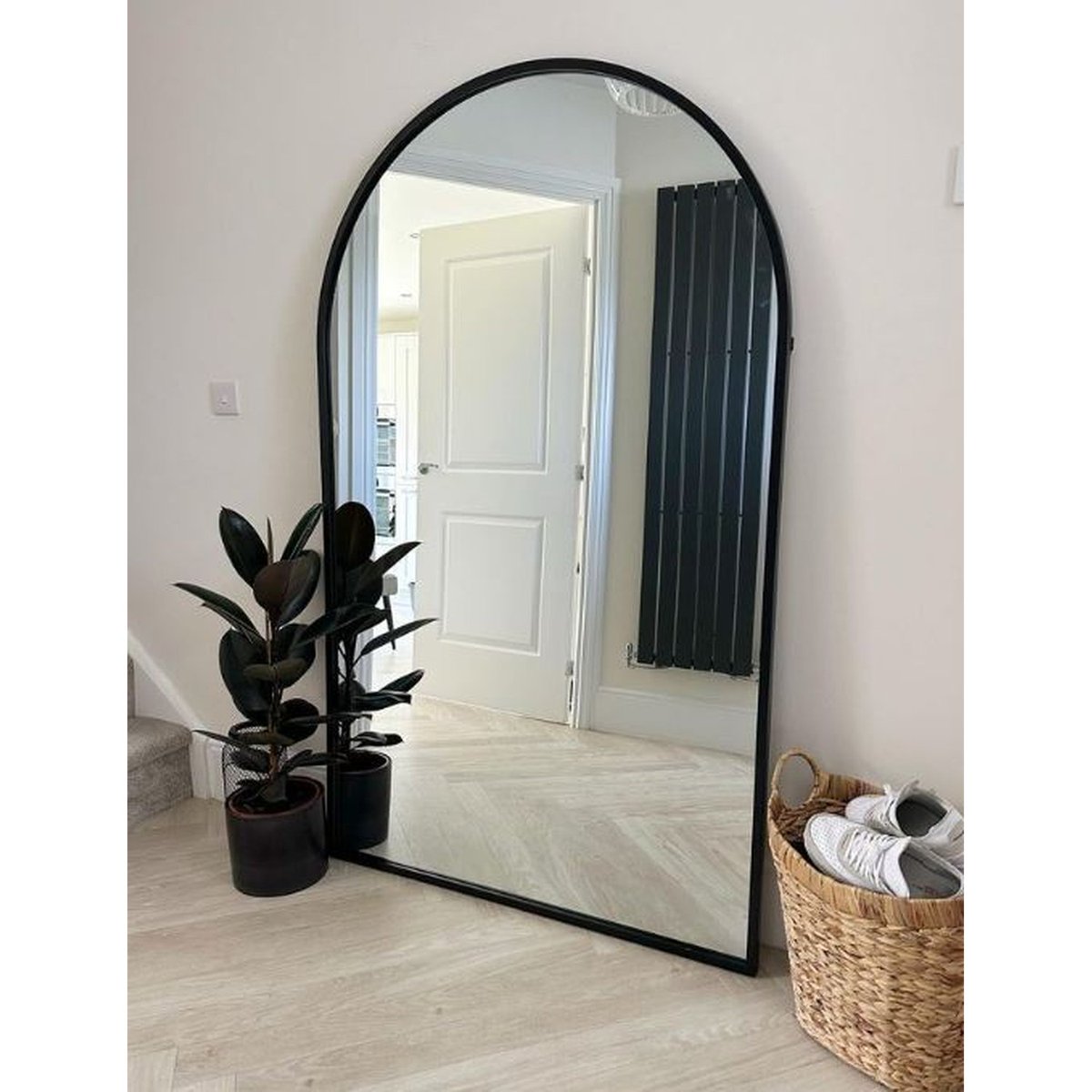 Fran_OReilly's tweet photo. Take a peek. Can you see the miracle in the mirror? https://t.co/AtLAjmpkLs