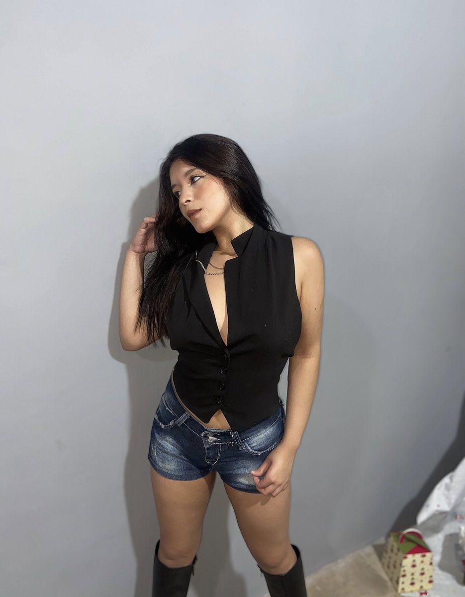 mi metro 57 les dice hola :p