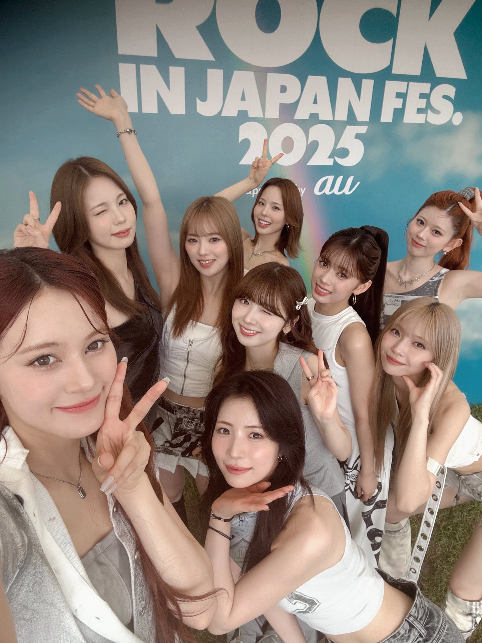 G03YaTrbEAA9_n3?format=jpg&name=large