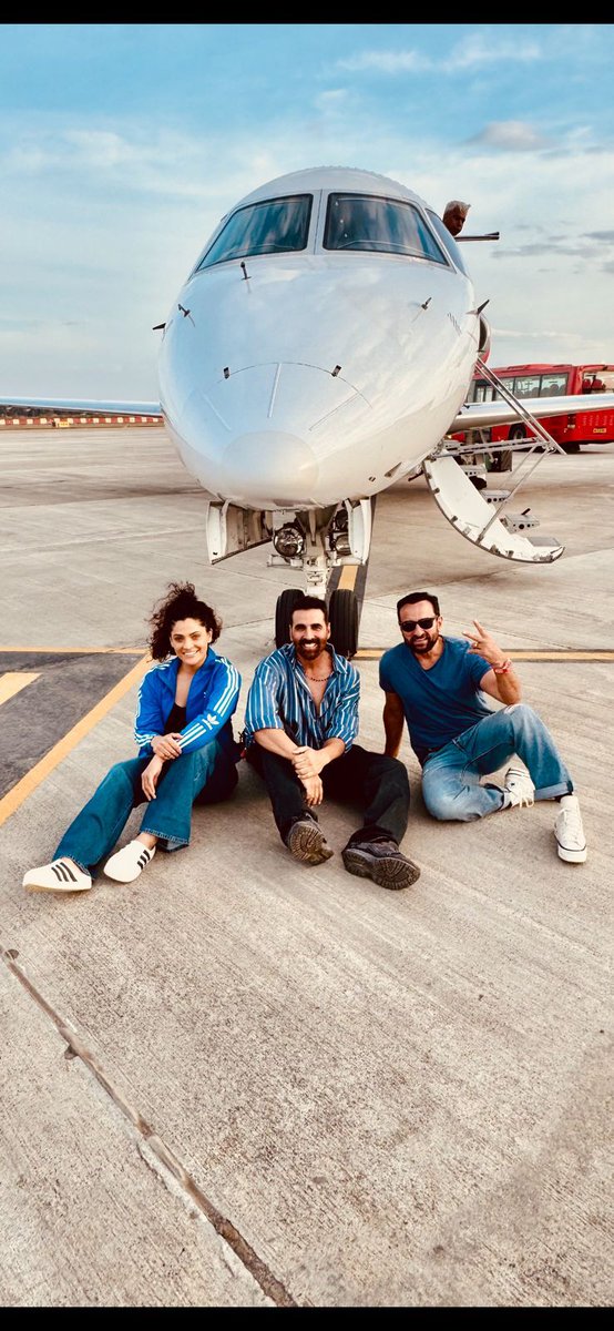 telugurajyam's tweet photo. Thatโs a wrap on the outdoor schedule of #Haiwaan!
An incredible journey through stunning locations โ now back in Mumbai for the next schedule ๐ฌ๐ฅ
#akshaykumar #SaifAliKhan #priyadarshandir #sabucyril #DivakarMani #IPritam #thespianfilms_ #kvnproductions #ShailajaD https://t.co/cRbz2zWFNq