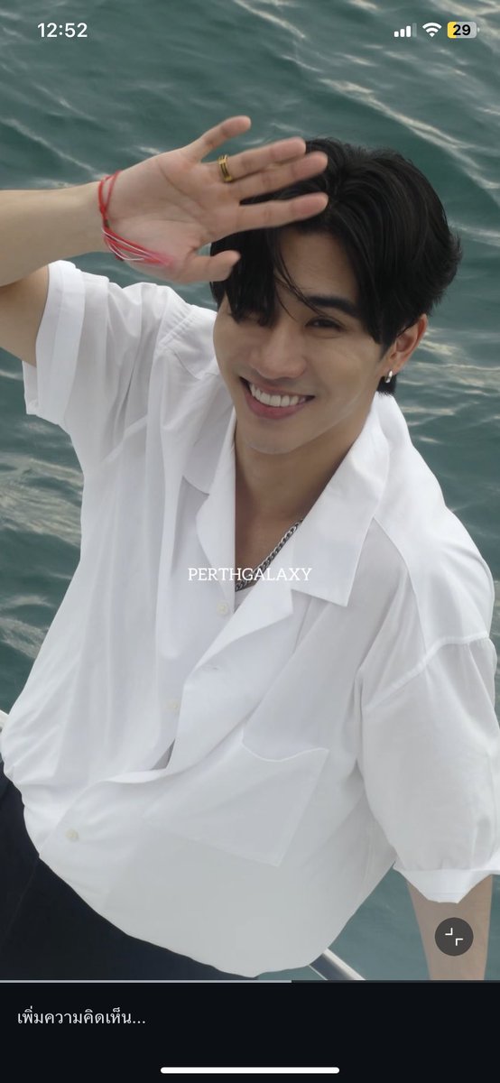 PERTHGALAXY_'s tweet image. 2018 / 2561                     2025 / 2568 
สมัยถ่ายด้วยไอโฟน6s   / ปัจจุบันอัพเดตมีกล้อง
ตอนชูครีมอายุ17แจ้มล้นๆ /  24หล่อแพรวพราวไม่หยุด

💐ตั้งใจรักมาตลอด7ปีเลยนะ เหมือนเลี้ยงดูและซัพพอร์ตเด็กคนนึงจนเค้าเติบโตและประสบความสำเร็จขนาดนี้🖤
ภูมิใจที่ได้รักเพิร์ธนะ