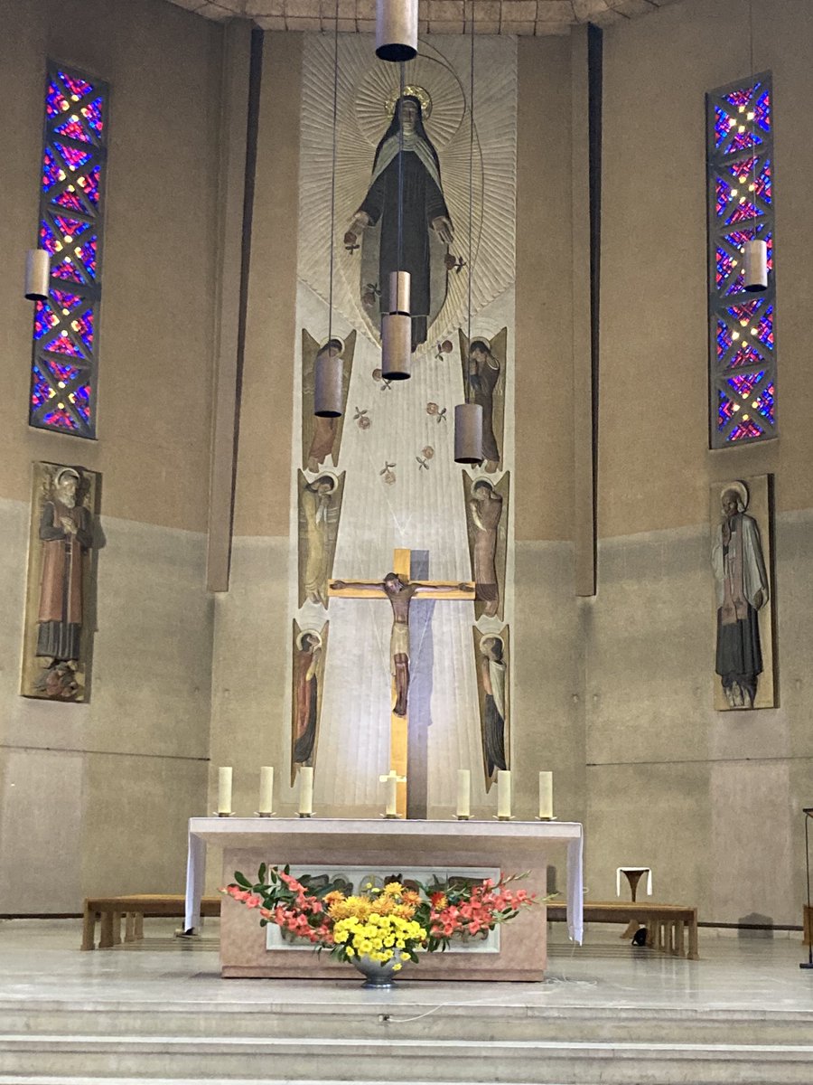 Mgr Matthieu Rougé (@mgrmrouge) on Twitter photo En la fête de la #CroixGlorieuse, joie d’avoir béni la magnifique croix restaurée de l’église Sainte-Thérèse à <a href="/Ville_BoulogneB/">Ville de Boulogne-Billancourt</a>. La révélation de l’amour vainqueur de Jésus sur la Croix est le cœur de la foi et de la joie chrétiennes! En la fête de la #CroixGlorieuse, joie d’avoir béni la magnifique croix restaurée de l’église Sainte-Thérèse à <a href="/Ville_BoulogneB/">Ville de Boulogne-Billancourt</a>. La révélation de l’amour vainqueur de Jésus sur la Croix est le cœur de la foi et de la joie chrétiennes!