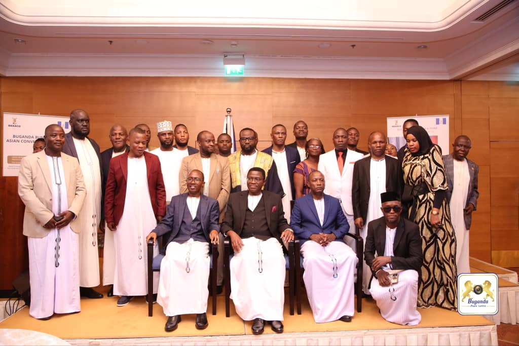 cpmayiga's tweet image. Ntongozza ttabamiruka wa Buganda Bumu mu Buwalabu asookedde ddala ku Sheraton Creek Hotel mu Dubai.
Tukubiriza abantu baffe abali mu Buwalabu okukoppayo ebintu eby'enkizo ebiyambye abaayo okwekulaakulanya nabo babisse mu nkola kibayambe okugenda mu maaso. Tubakubiriza…