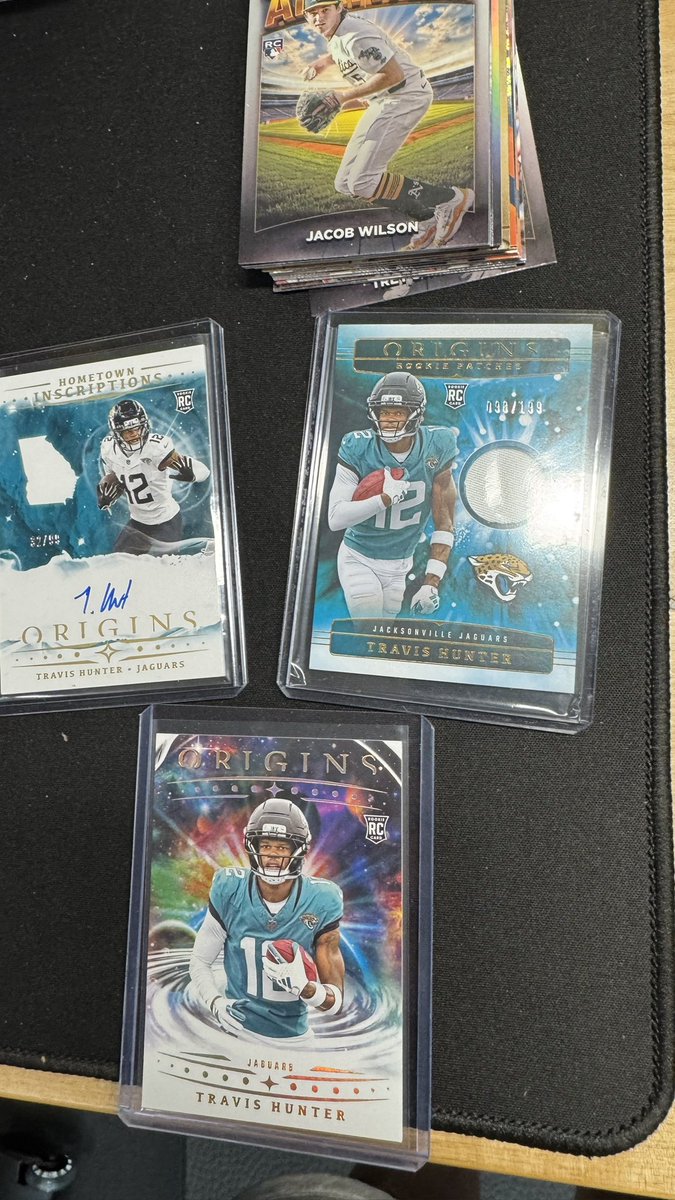 imjustjsmith's tweet photo. @RabbitohCards @CardPurchaser These 3 are about to hit eBay….unless you want them? Haha https://t.co/6HET19Bb7F