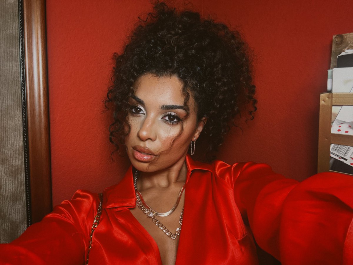 Hannah Monds tweet media
