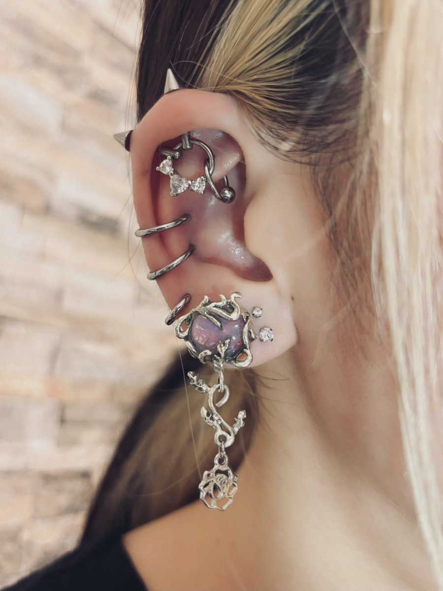 ピアス」 - Search / X